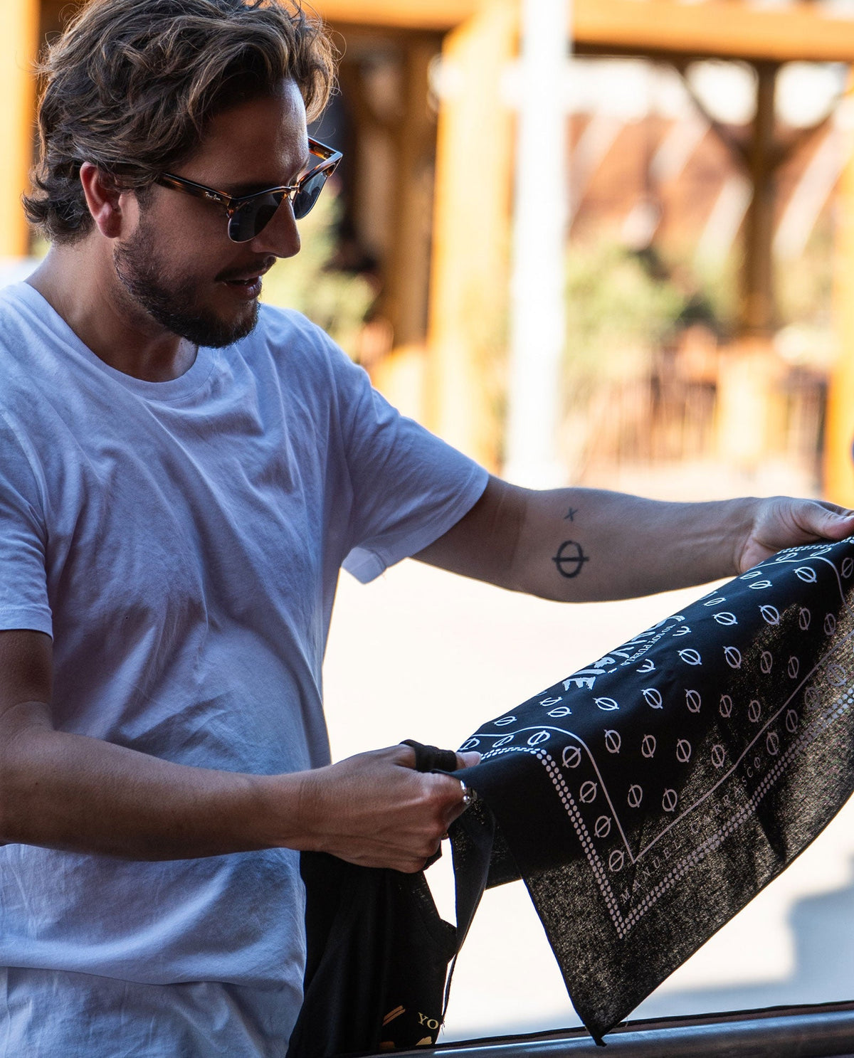 Manuel Carrasco - Pañuelo "Yo Soy Pueblo Salvaje" Negro - D2fy · Rocktud - Manuel Carrasco