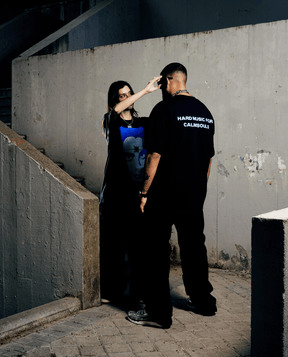 Abhir - Camiseta "Bindhi" Negra - D2fy - Direct To Fans - ABHIR