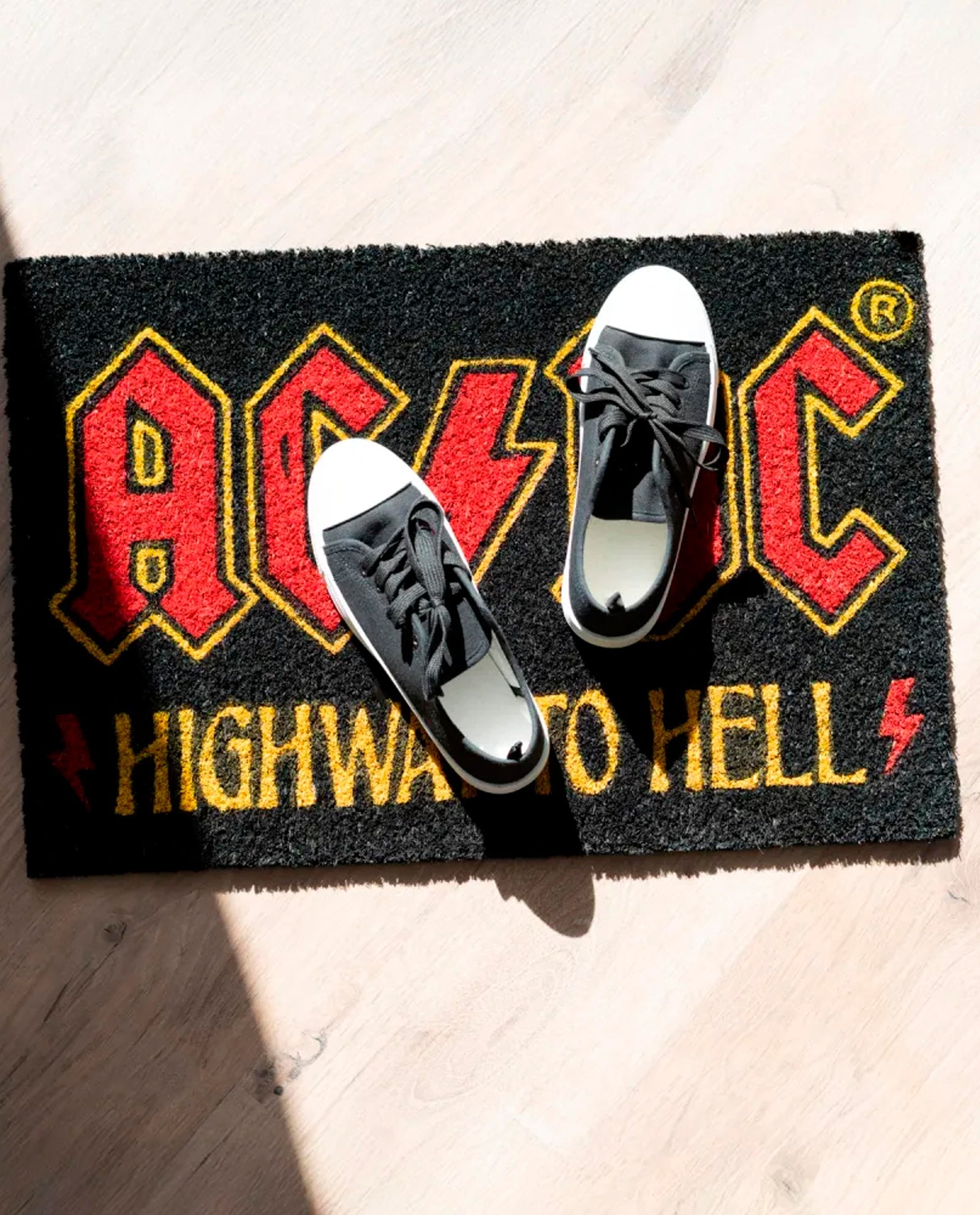 AC/DC - Felpudo "Highway to Hell" - D2fy · Rocktud - Rocktud