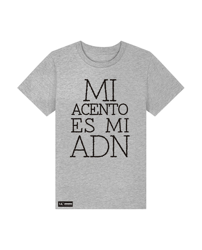 Manuel Carrasco - Camiseta Niño "Mi Acento" Gris - D2fy - Direct To Fans - Manuel Carrasco