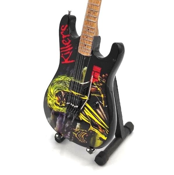 Music Legends - N1366 Mini Guitarra de Colección Negra Ilustrada Heavy (Años 80) - Inspirada en Iron Maiden - D2fy - Direct To Fans - Music Legends