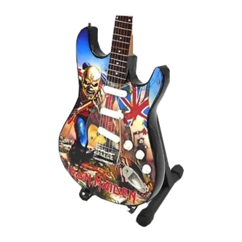 Music Legends - N6422 Mini Guitarra de Colección Ilustrada con Mascota y Bandera (Años 80) - Inspirada en Iron Maiden - D2fy - Direct To Fans - Music Legends